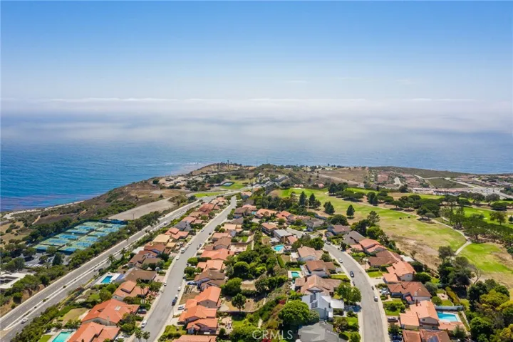 6890 Vallon Drive, Rancho Palos Verdes, California 90275