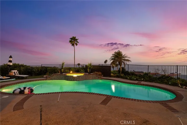 6890 Vallon Drive, Rancho Palos Verdes, California 90275