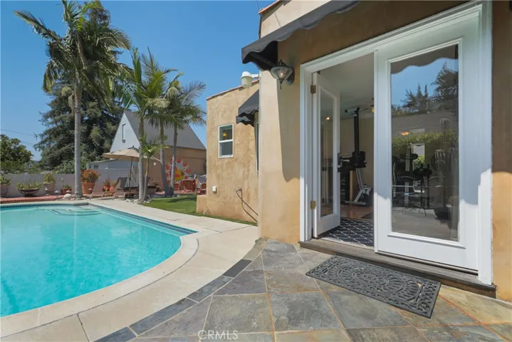 1624 Cleveland Road, Glendale, California 91202