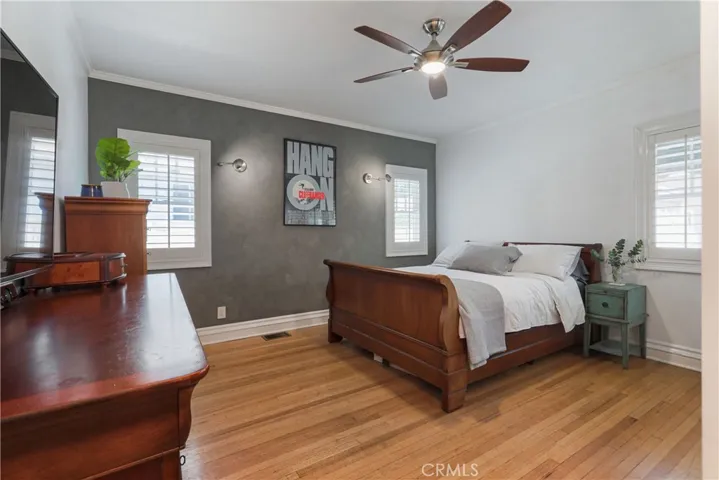 1624 Cleveland Road, Glendale, California 91202