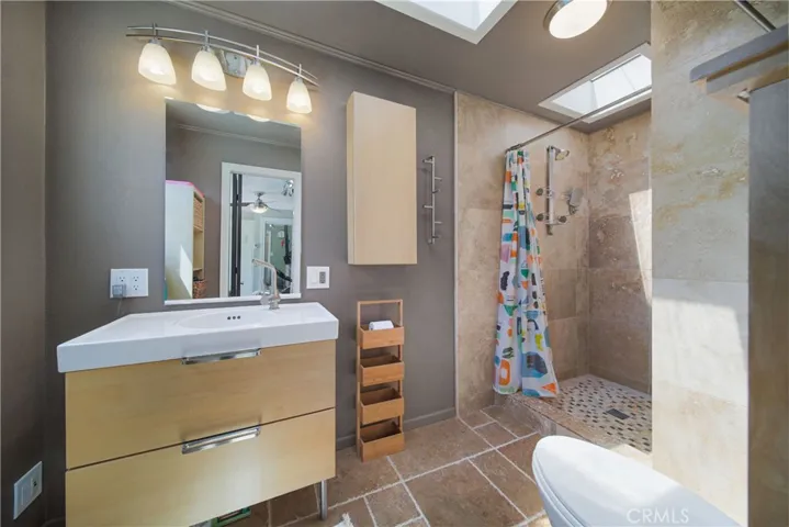 1624 Cleveland Road, Glendale, California 91202