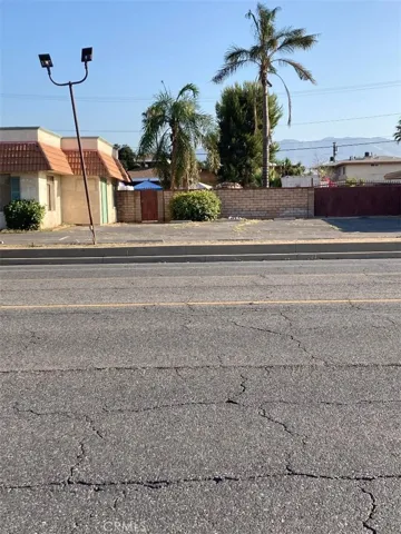 444 W Foothill Boulevard, Rialto, California 92376