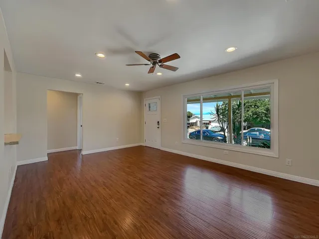 704 El Monte Rd, El Cajon, California 92020