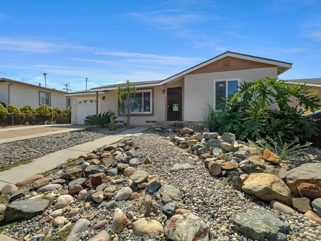 704 El Monte Rd, El Cajon, California 92020