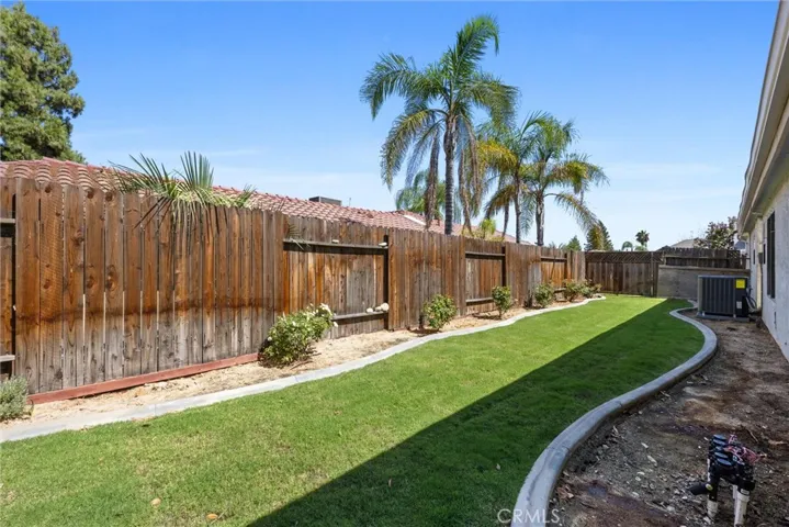 6508 Highland Knolls Drive, Bakersfield, California 93306