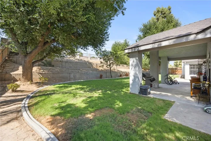 6508 Highland Knolls Drive, Bakersfield, California 93306