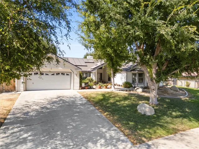 6508 Highland Knolls Drive, Bakersfield, California 93306