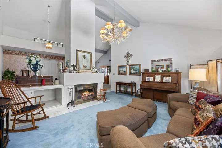6508 Highland Knolls Drive, Bakersfield, California 93306