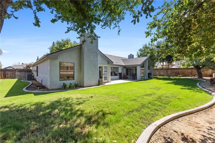 6508 Highland Knolls Drive, Bakersfield, California 93306