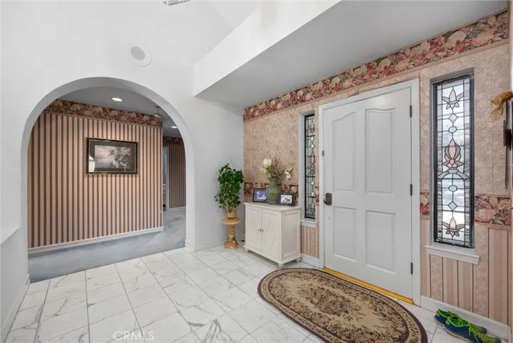 6508 Highland Knolls Drive, Bakersfield, California 93306