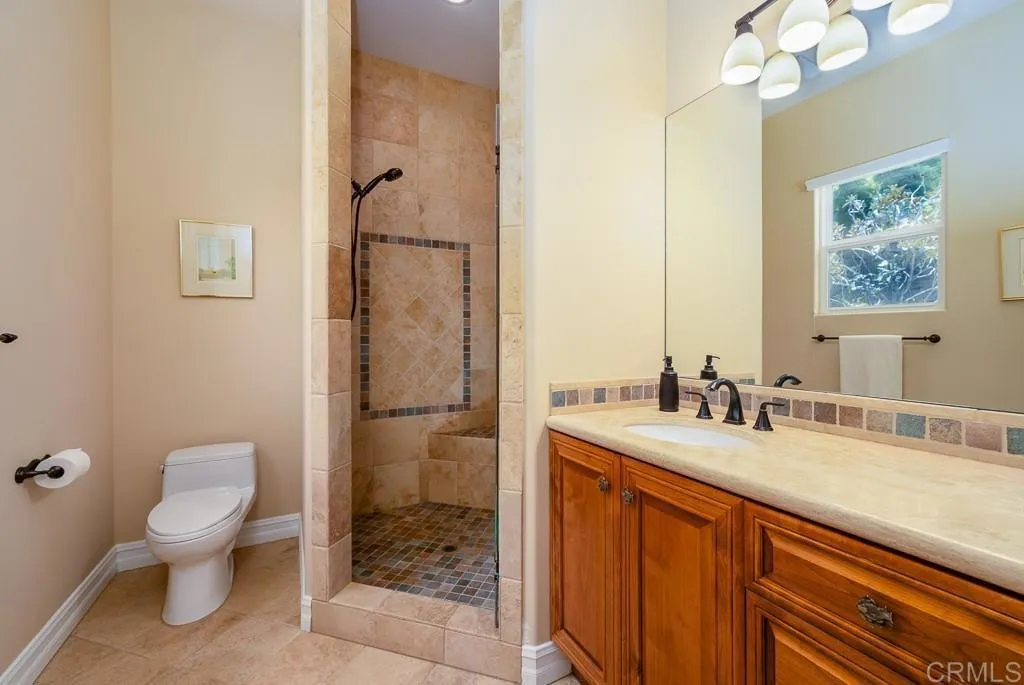 14106 Summit Crest, Escondido, California 92025 home-pic-33