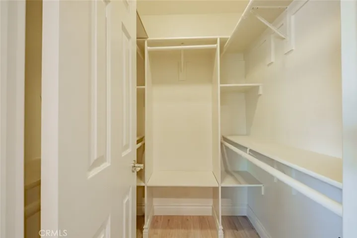 7524 Corbin Avenue 4, Reseda, California 91335