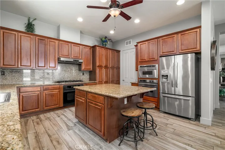 23831 Hollingsworth Drive, Murrieta, California 92562