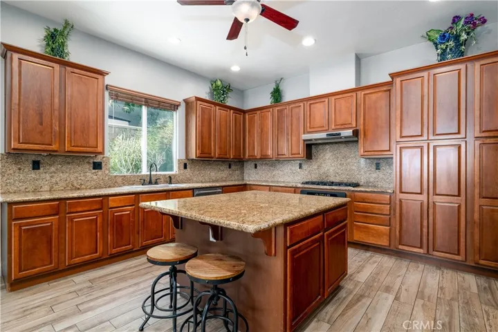 23831 Hollingsworth Drive, Murrieta, California 92562