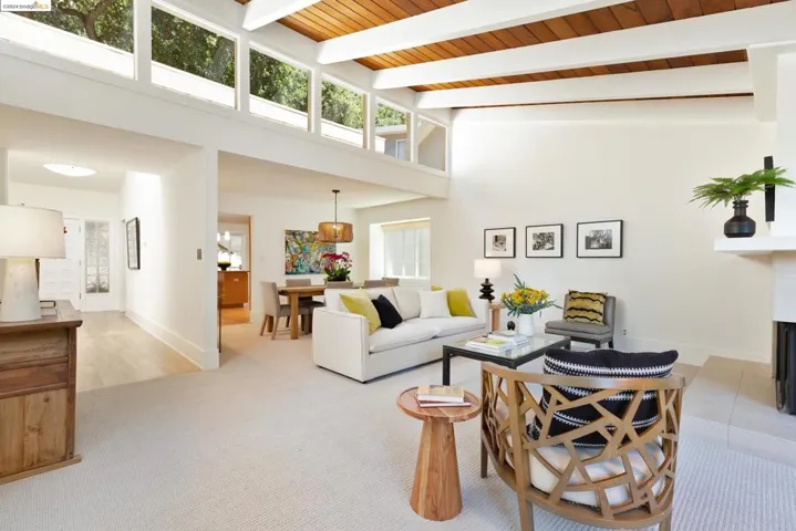 8030 Shepherd Canyon Rd, Oakland, California 94611