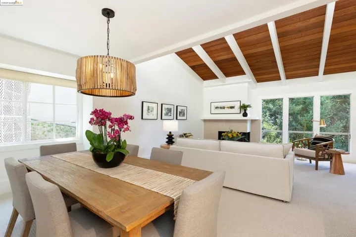 8030 Shepherd Canyon Rd, Oakland, California 94611