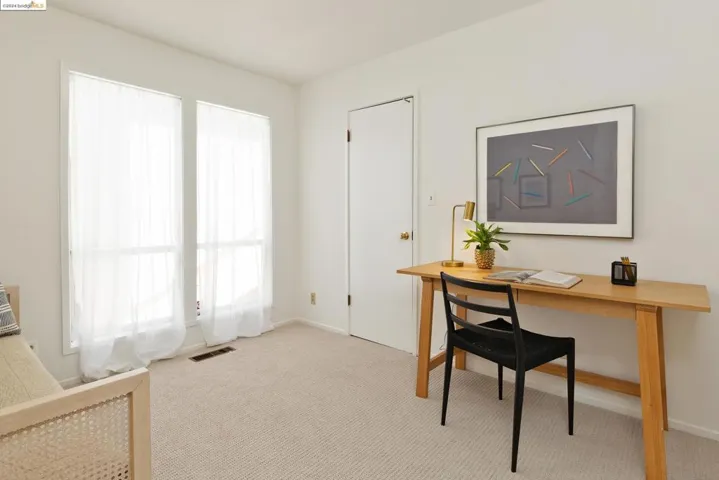 8030 Shepherd Canyon Rd, Oakland, California 94611