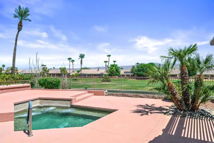 39303 Gleneagles Circle, Palm Desert, California 92211