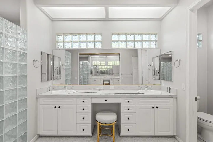 39303 Gleneagles Circle, Palm Desert, California 92211