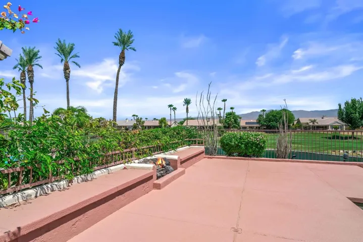 39303 Gleneagles Circle, Palm Desert, California 92211