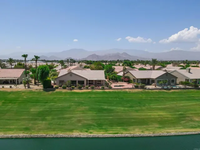 39303 Gleneagles Circle, Palm Desert, California 92211