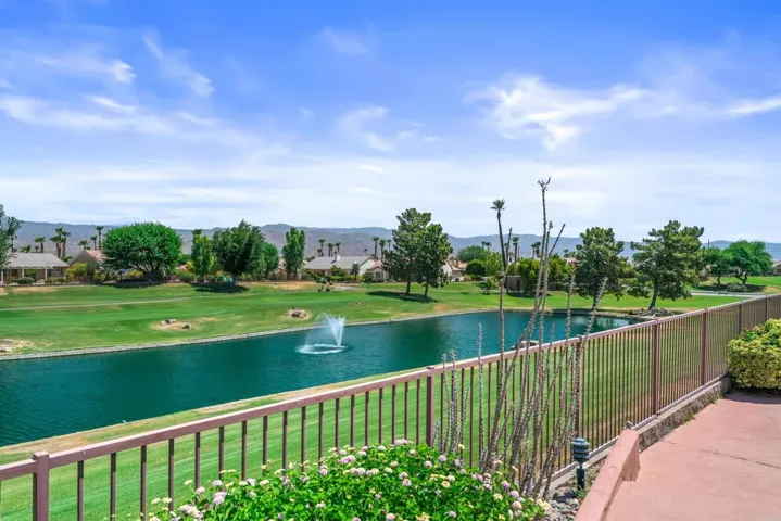 39303 Gleneagles Circle, Palm Desert, California 92211