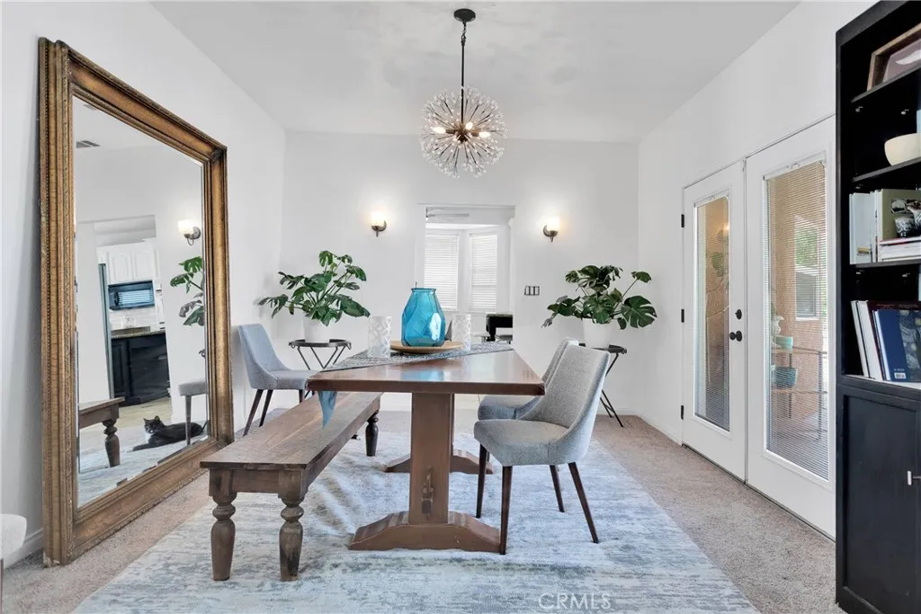 16323 Shirwaun Road, Apple Valley, California 92307 home-pic-11