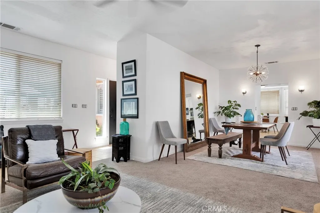 16323 Shirwaun Road, Apple Valley, California 92307 home-pic-10