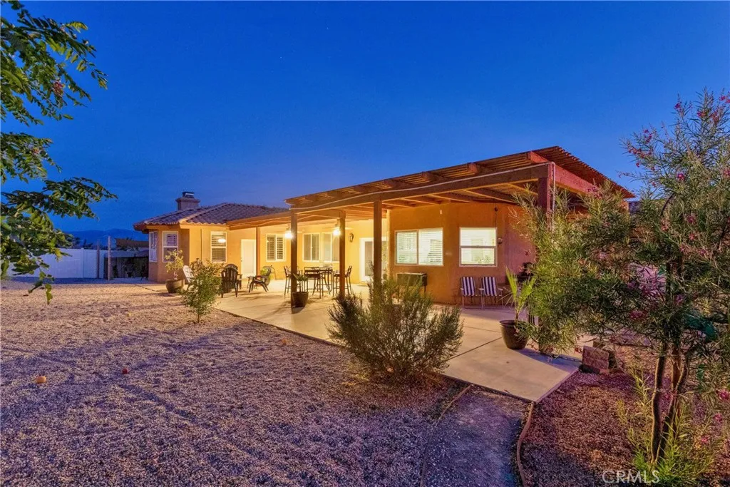 16323 Shirwaun Road, Apple Valley, California 92307 home-pic-50