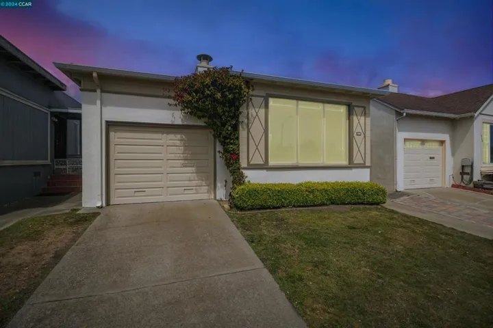548 Skyline Dr, Daly City, California 94015