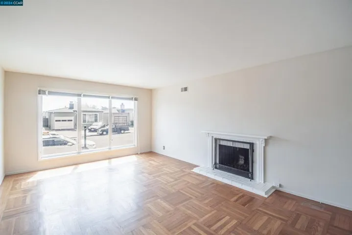 548 Skyline Dr, Daly City, California 94015