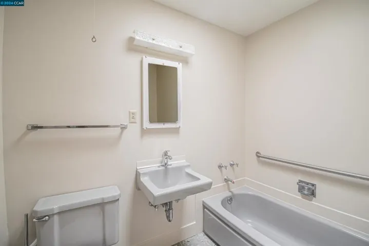 548 Skyline Dr, Daly City, California 94015
