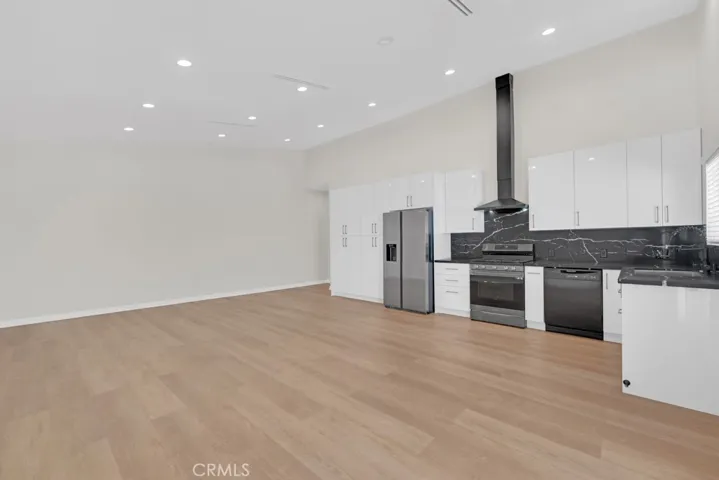 19104 Blackhawk Street, Porter Ranch, California 91326