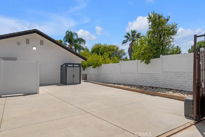 19104 Blackhawk Street, Porter Ranch, California 91326