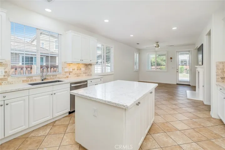 5904 Bogota Place, Bakersfield, California 93306