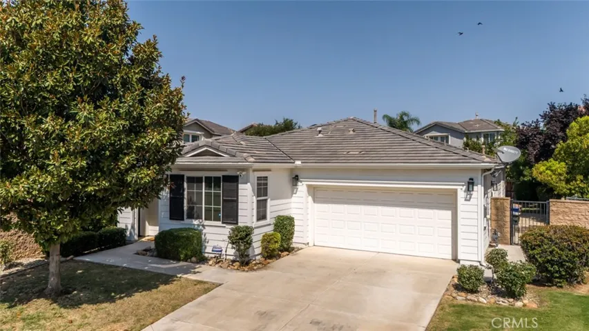 5904 Bogota Place, Bakersfield, California 93306