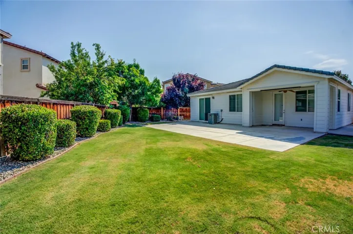 Large backyard that has room for an ADU. HOA allows ADU'S with board approval.