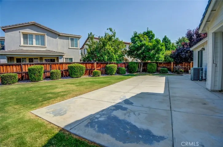 5904 Bogota Place, Bakersfield, California 93306