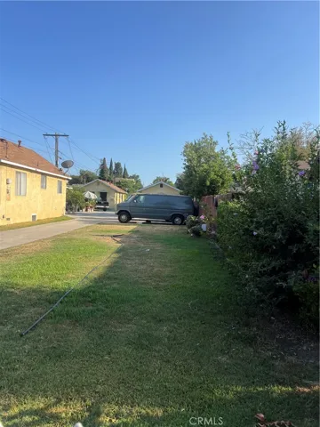 4742 S Live Oak Street, Cudahy, California 90201