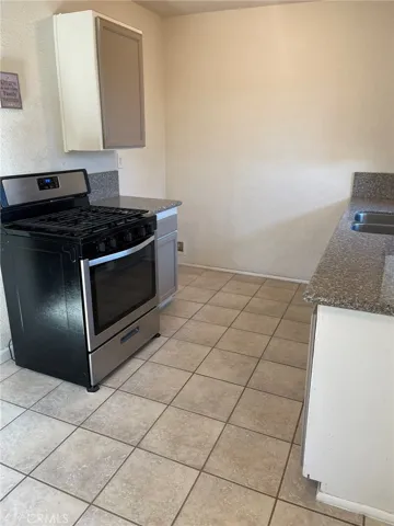 14120 Maricopa Road, Victorville, California 92392