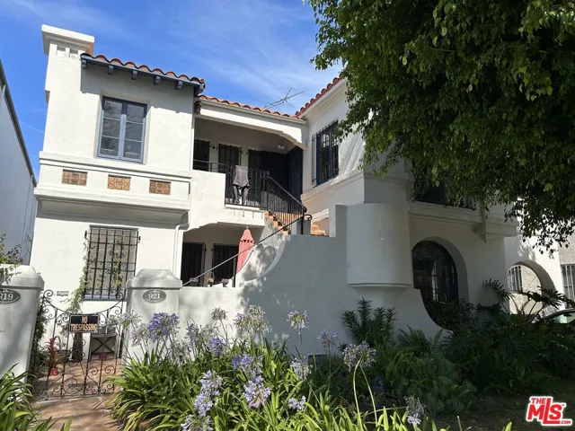 921 S Shenandoah Street, Los Angeles, California 90035