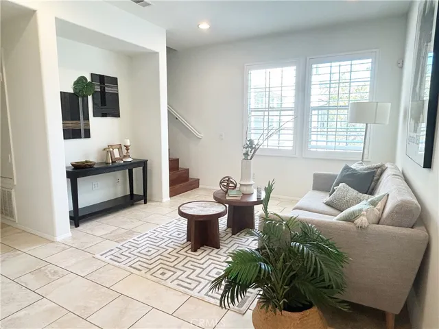 135 Silverado, Irvine, California 92618