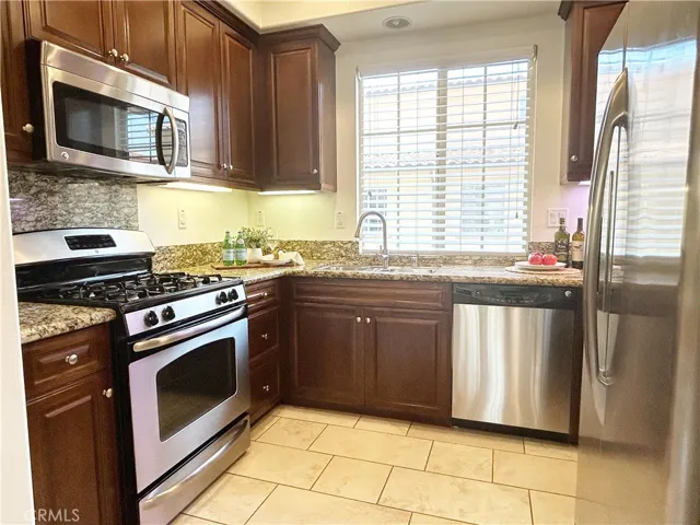 135 Silverado, Irvine, California 92618