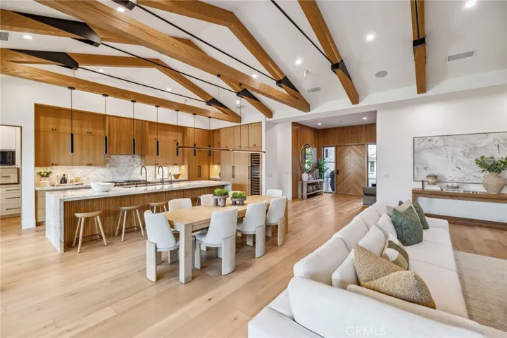 1227 Berkshire Lane, Newport Beach, California 92660