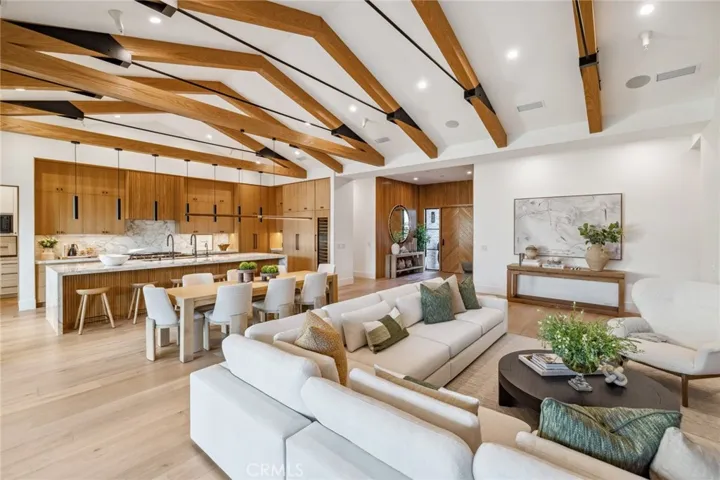 1227 Berkshire Lane, Newport Beach, California 92660