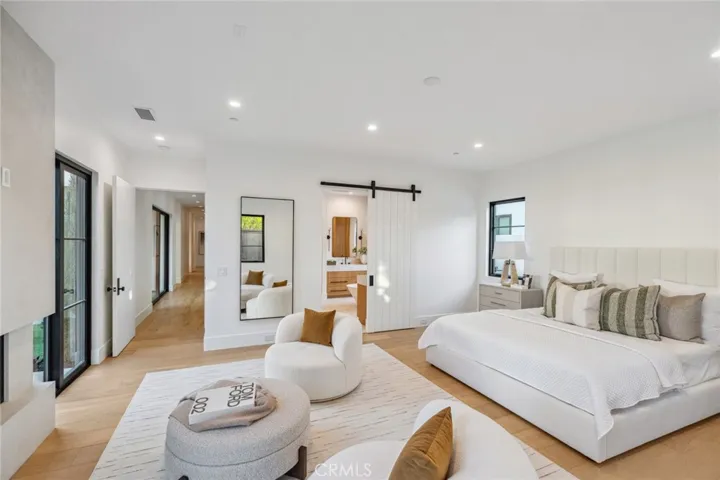 1227 Berkshire Lane, Newport Beach, California 92660