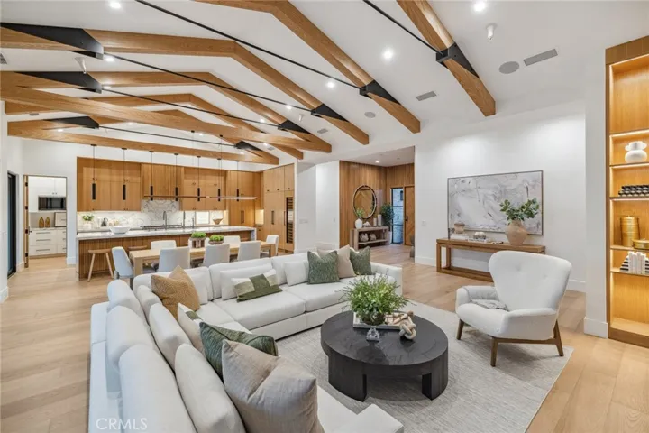 1227 Berkshire Lane, Newport Beach, California 92660