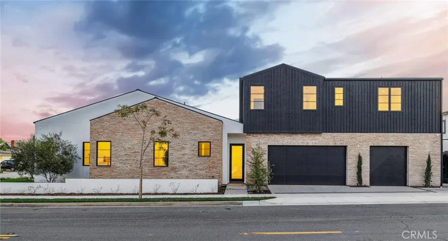 1227 Berkshire Lane, Newport Beach, California 92660