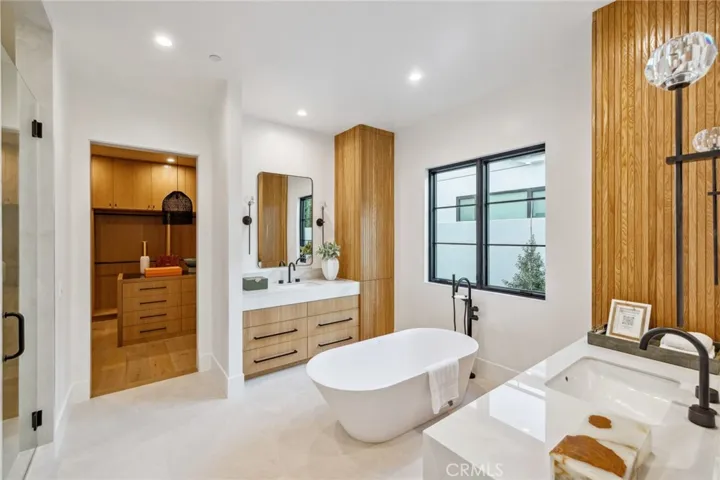 1227 Berkshire Lane, Newport Beach, California 92660