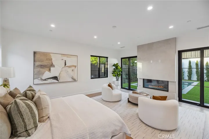 1227 Berkshire Lane, Newport Beach, California 92660